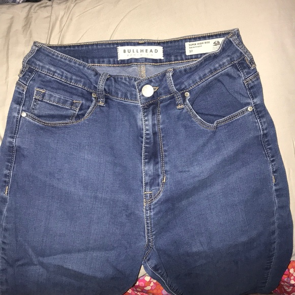 Bullhead Denim - Picture 2 of 5